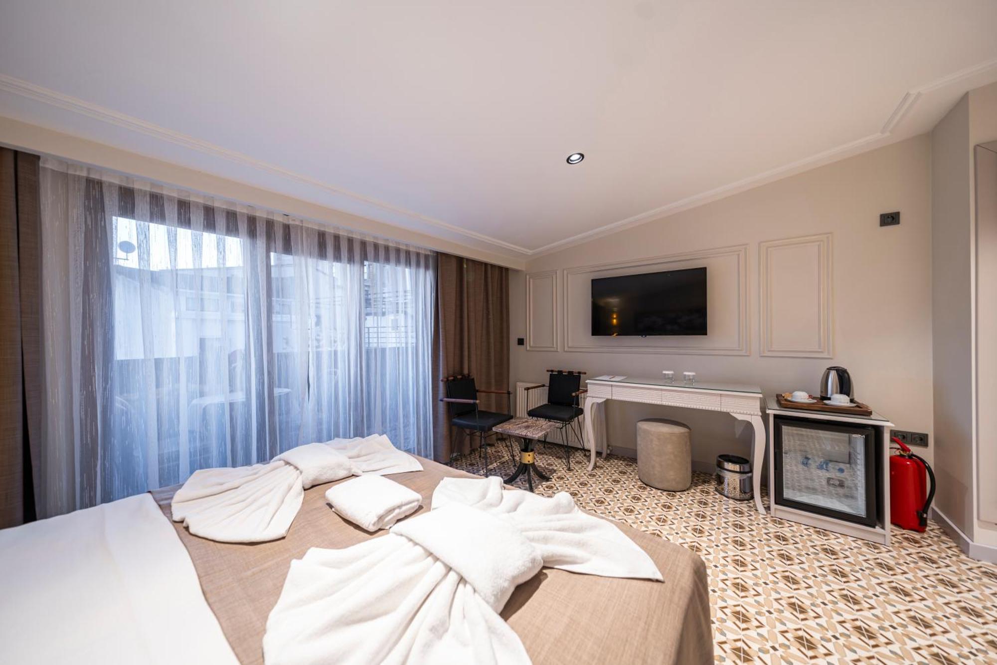 Pera Luna Premium Hotel Istanboel Buitenkant foto
