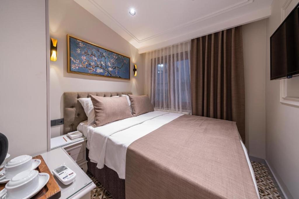 Pera Luna Premium Hotel Istanboel Buitenkant foto